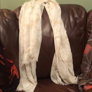 India hicks cream scarf